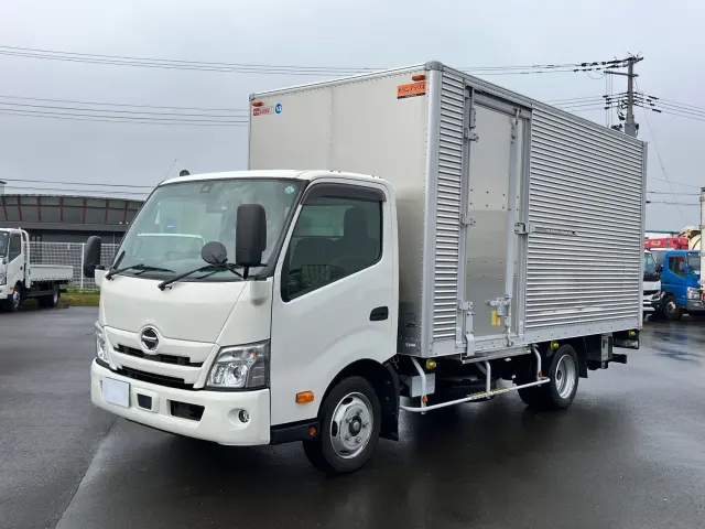 日野 デュトロ 2RG-XZU710M(2WD)の写真1