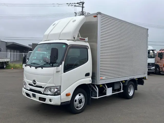 日野 デュトロ 2RG-XZU645M(2WD)の写真1