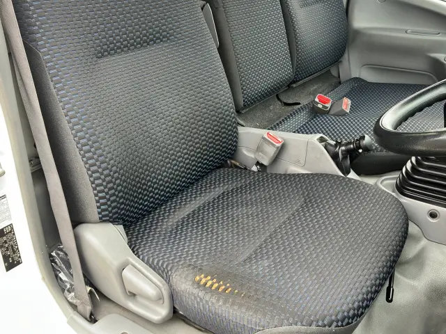 日野 デュトロ 2RG-XZU645M(2WD)の写真14