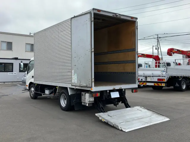 日野 デュトロ TKG-XZU695M(4WD)の写真11