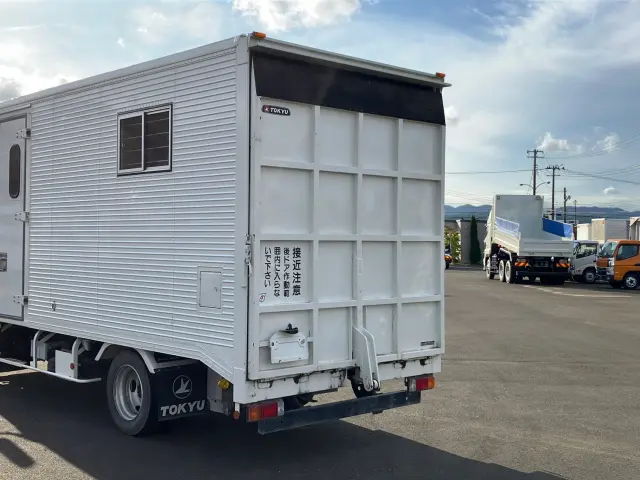 日野 デュトロ SKG-XZU710M(2WD)の写真9