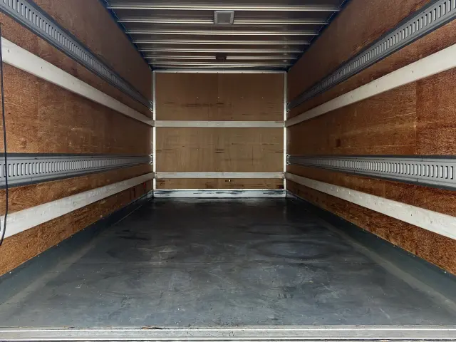 トヨタ トヨエース TKG-XZU720(2WD)の写真8