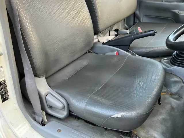 日野 デュトロ TKG-XZU605M(2WD)の写真15