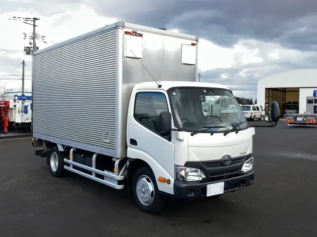 トヨタ ダイナ TPG-XZU655(2WD)の写真2
