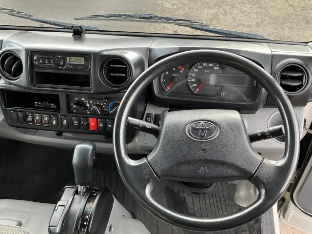 トヨタ ダイナ TPG-XZU655(2WD)の写真19