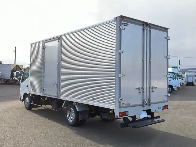 トヨタ ダイナ TPG-XZU720(2WD)の写真4