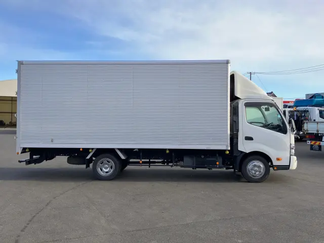 トヨタ ダイナ TPG-XZU720(2WD)の写真6