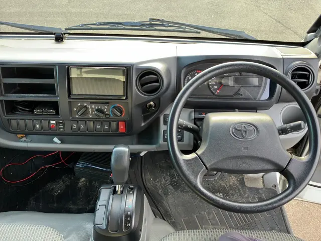 トヨタ ダイナ TPG-XZU720(2WD)の写真17