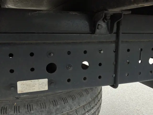 三菱 キャンター TPG-FEA50(2WD)の写真9