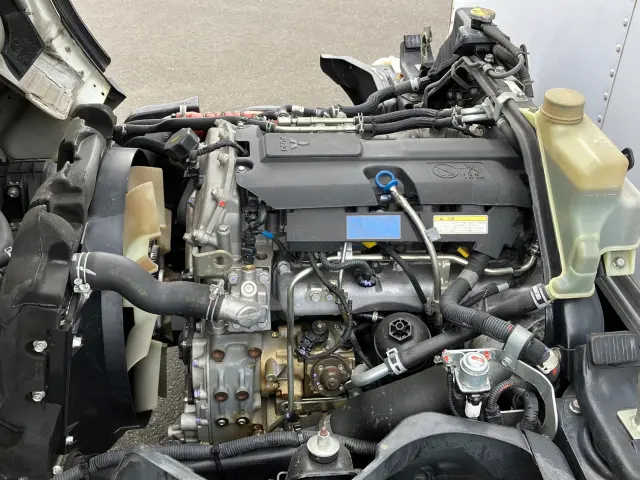 三菱 キャンター TPG-FEA50(2WD)の写真12