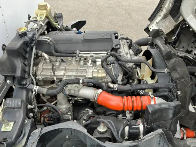 三菱 キャンター TPG-FEA50(2WD)の写真13