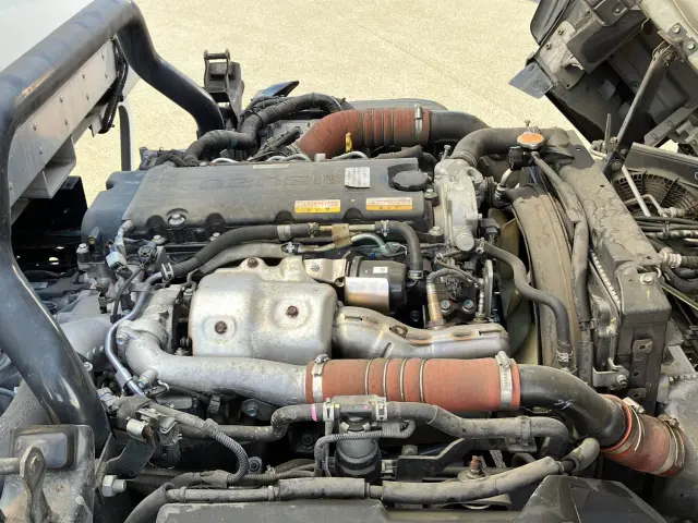 いすゞ エルフ 2RG-NPR88YN(2WD)の写真14