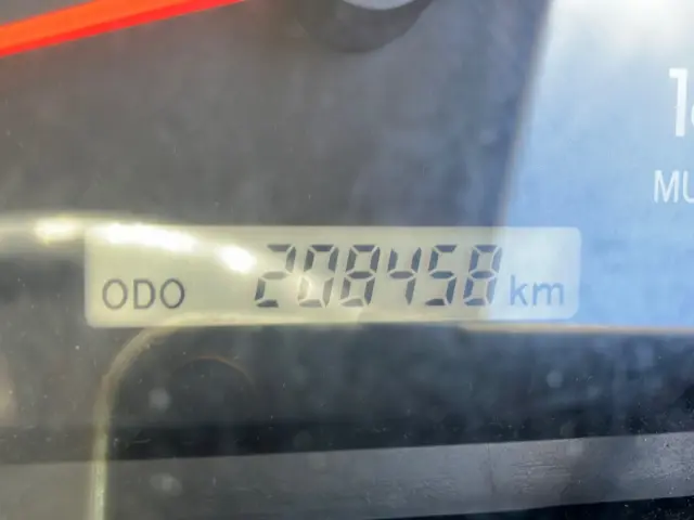 いすゞ エルフ 2RG-NPR88YN(2WD)の写真18