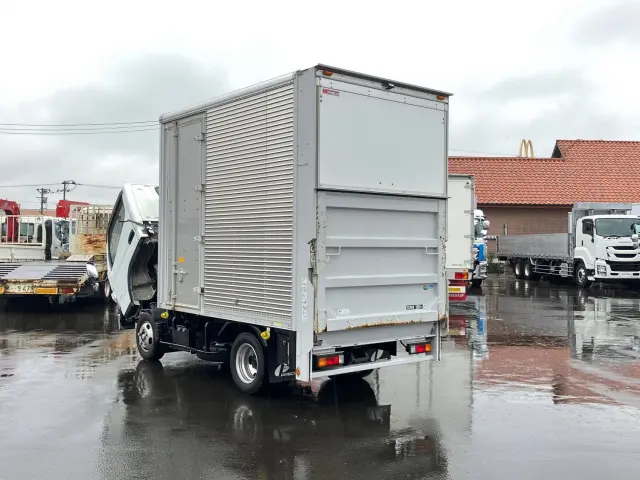 三菱 キャンター TPG-FBA20(2WD)の写真10