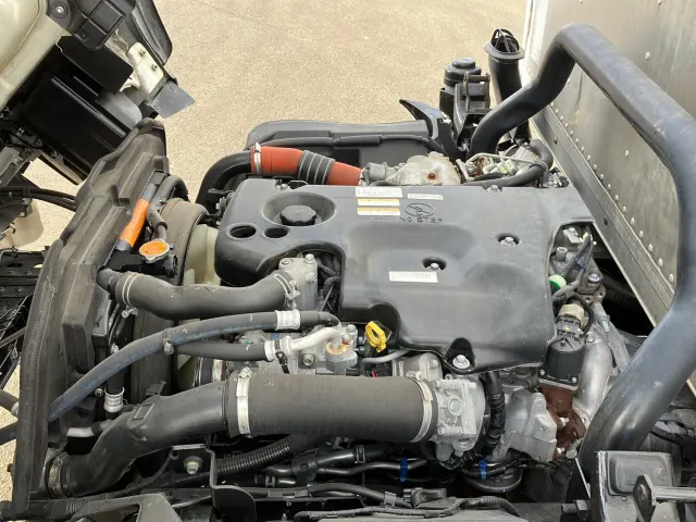 いすゞ エルフ TRG-NPR85AN(2WD)の写真13