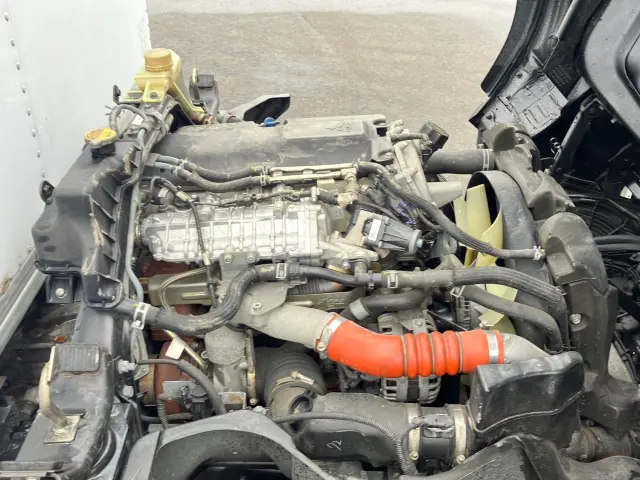 三菱 キャンター 2RG-FDA20(4WD)の写真15