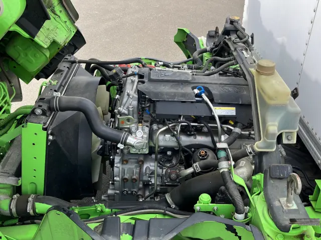 三菱 キャンター 2PG-FEB50(2WD)の写真12