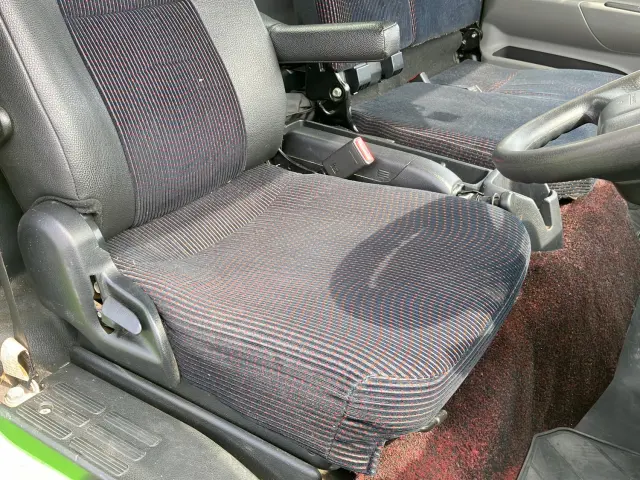 三菱 キャンター 2PG-FEB50(2WD)の写真14