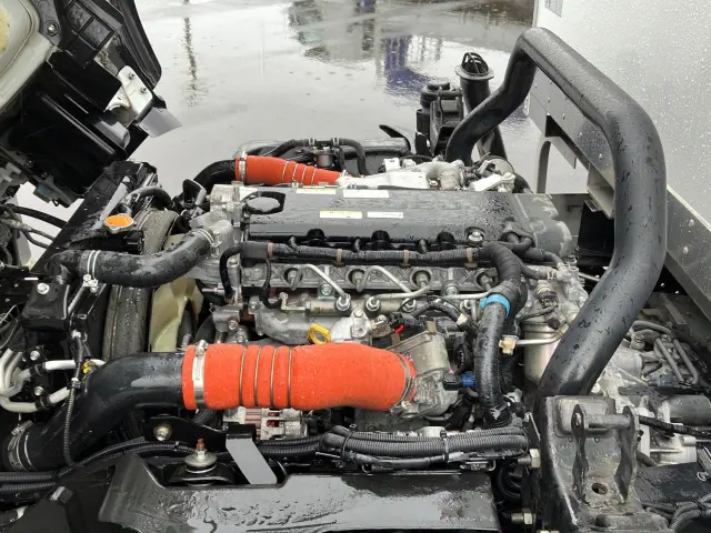 いすゞ エルフ 2RG-NPR88YN(2WD)の写真13