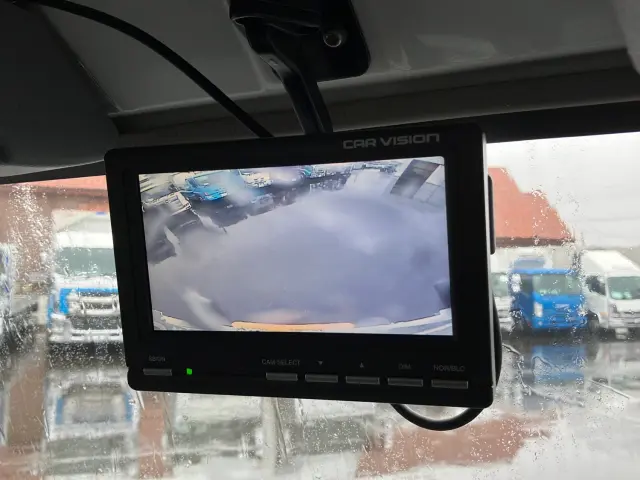 いすゞ エルフ 2RG-NPR88YN(2WD)の写真19