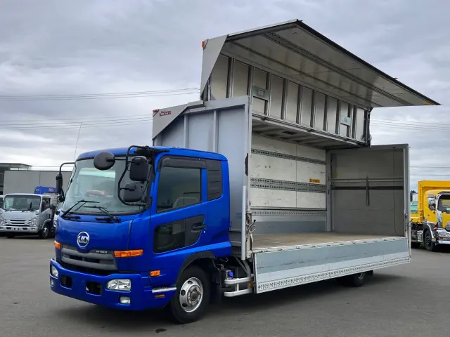 ＵＤ コンドル TKG-MK38L(2WD)の写真1