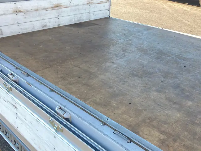 三菱 キャンター TPG-FEA50(2WD)の写真11