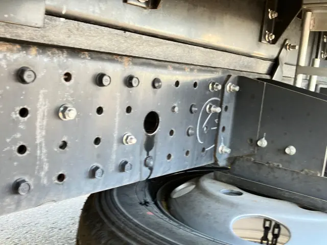 三菱 キャンター TPG-FEA50(2WD)の写真16