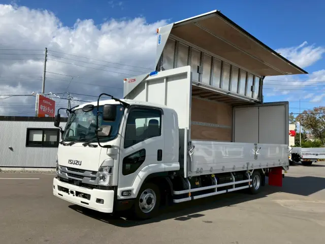 いすゞ フォワード 2RG-FRR90T2(2WD)の写真1