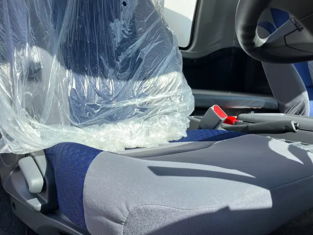 いすゞ フォワード 2RG-FRR90T2(2WD)の写真18