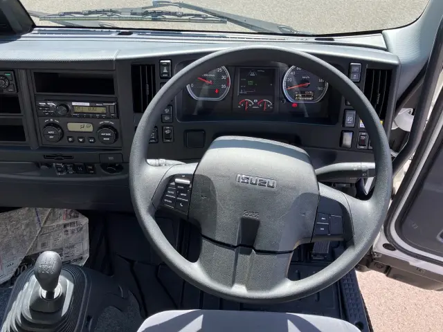 いすゞ フォワード 2RG-FRR90T2(2WD)の写真20