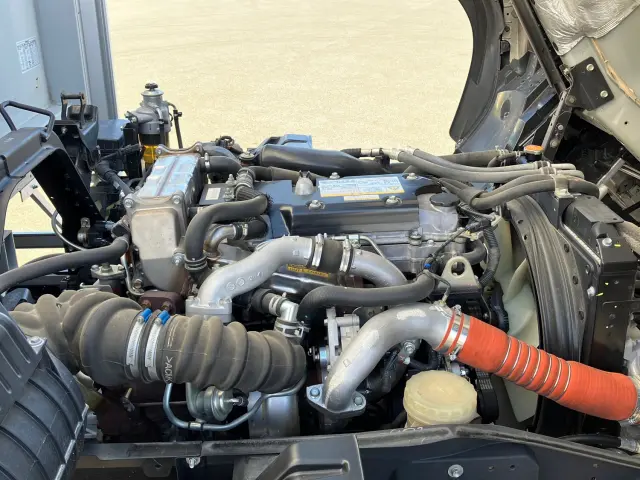 いすゞ フォワード 2RG-FRR90T2(2WD)の写真20