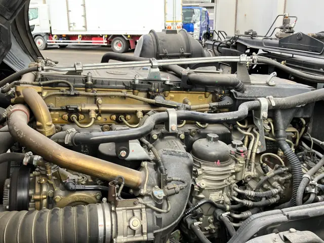 三菱 スーパーグレート QPG-FS64VZ(8x4)の写真16