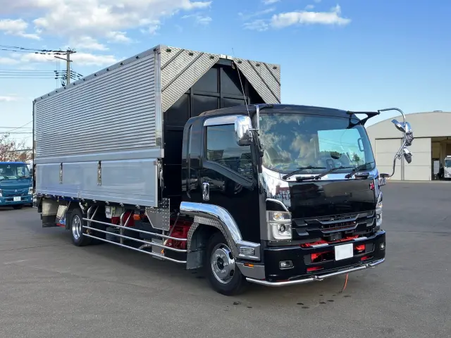 いすゞ フォワード 2RG-FRR90T2(2WD)の写真2