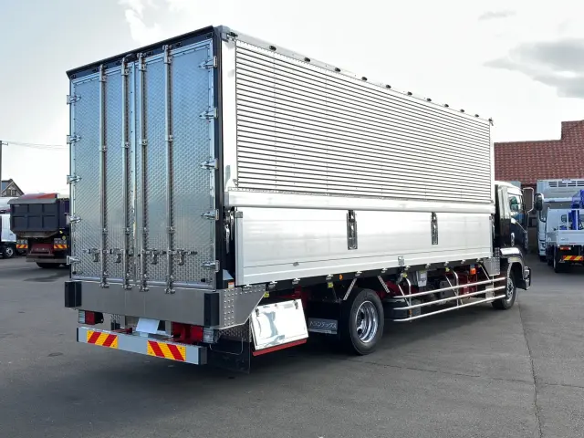 いすゞ フォワード 2RG-FRR90T2(2WD)の写真3