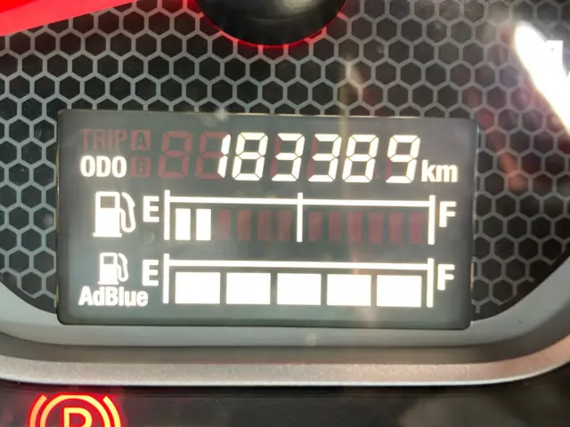 いすゞ フォワード 2RG-FRR90T2(2WD)の写真21