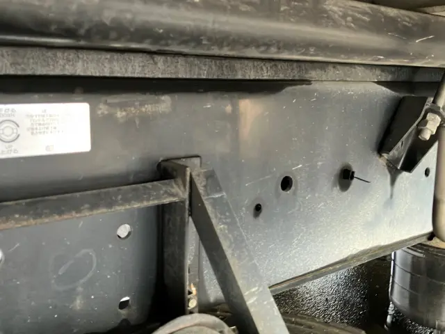 いすゞ ギガ QKG-CYJ77A(8x4)の写真17