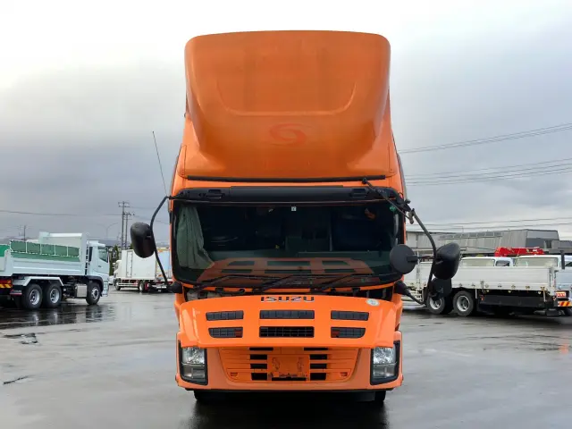 いすゞ ギガ QKG-CYJ77A(8x4)の写真26