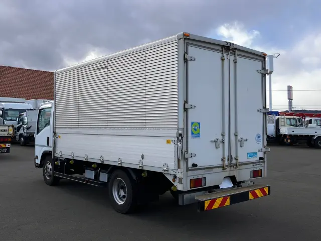 いすゞ エルフ TPG-NPR85YN(2WD)の写真4