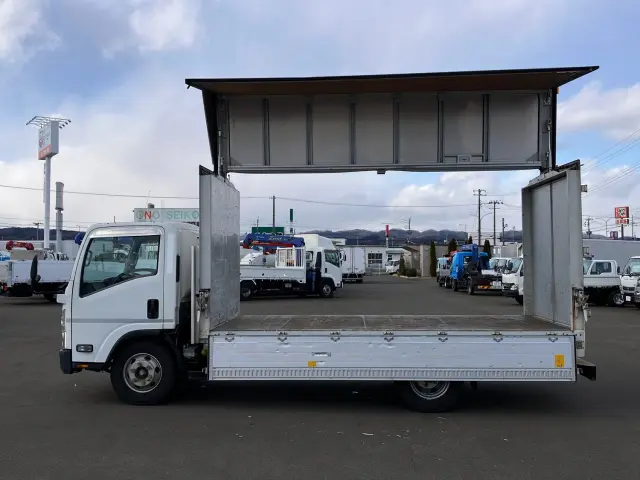 いすゞ エルフ TPG-NPR85YN(2WD)の写真5