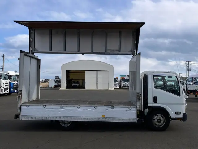 いすゞ エルフ TPG-NPR85YN(2WD)の写真6