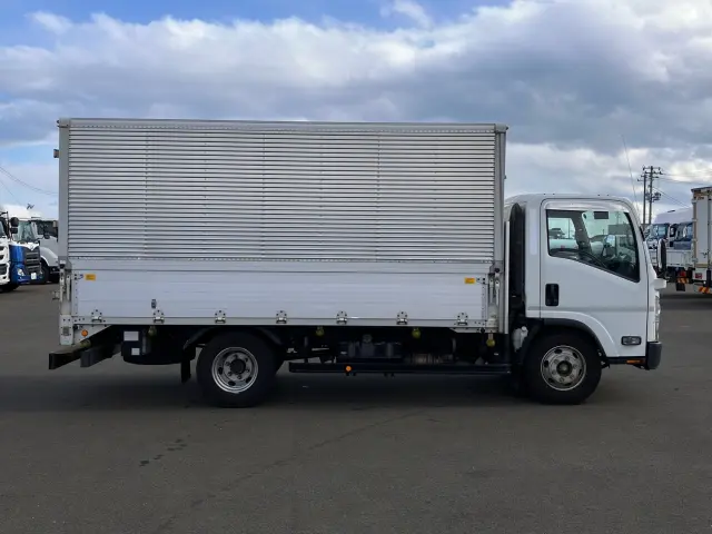 いすゞ エルフ TPG-NPR85YN(2WD)の写真8