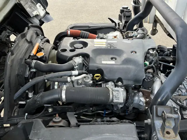 いすゞ エルフ TPG-NPR85YN(2WD)の写真16