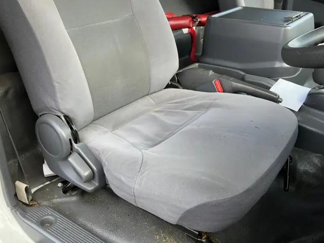 いすゞ エルフ TPG-NPR85YN(2WD)の写真18