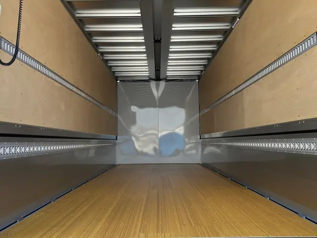 三菱 ファイター 2KG-FK65F(2WD)の写真10