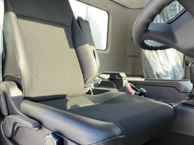 三菱 ファイター 2KG-FK65F(2WD)の写真21