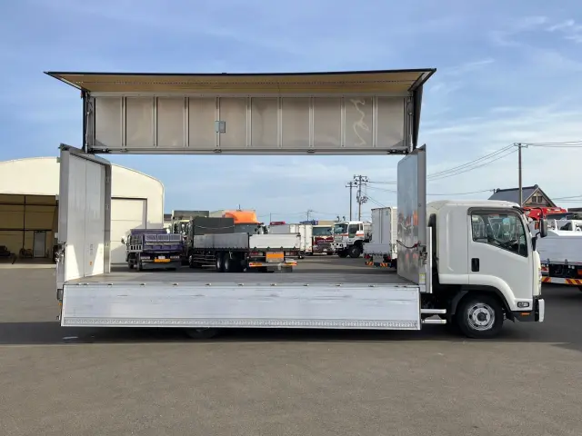 いすゞ フォワード 2RG-FRR90S2(2WD)の写真6