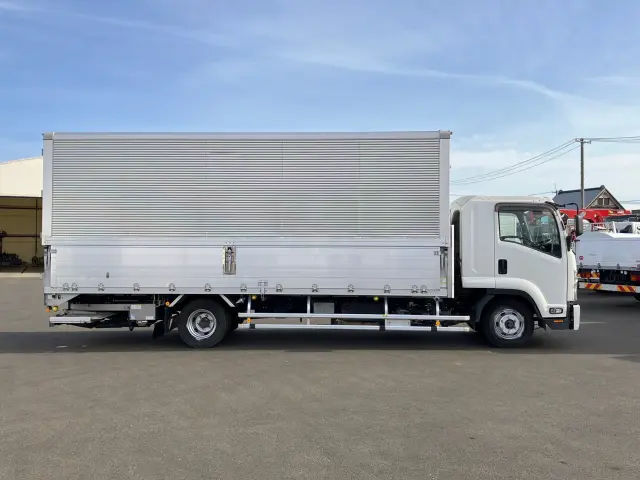 いすゞ フォワード 2RG-FRR90S2(2WD)の写真8