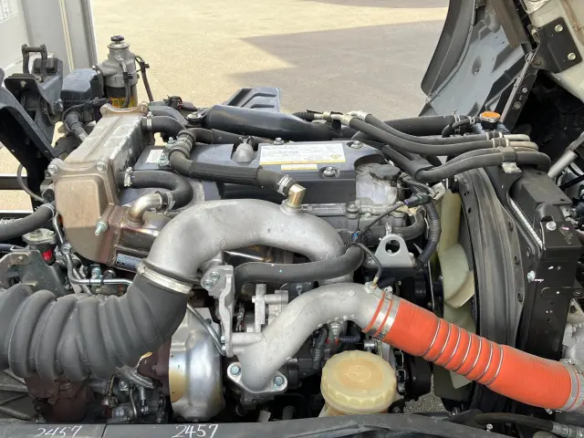 いすゞ フォワード 2RG-FRR90S2(2WD)の写真20