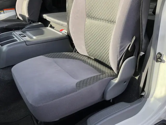 いすゞ フォワード 2RG-FRR90S2(2WD)の写真22