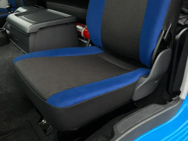 いすゞ ギガ 2PG-CYY77CY(6x4)の写真19